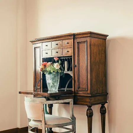 Bed And Breakfast Villa Romano 4*