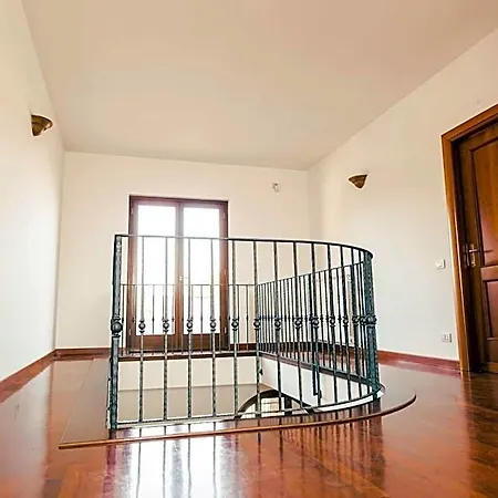 Bed And Breakfast Villa Romano Bed & Breakfast 3*